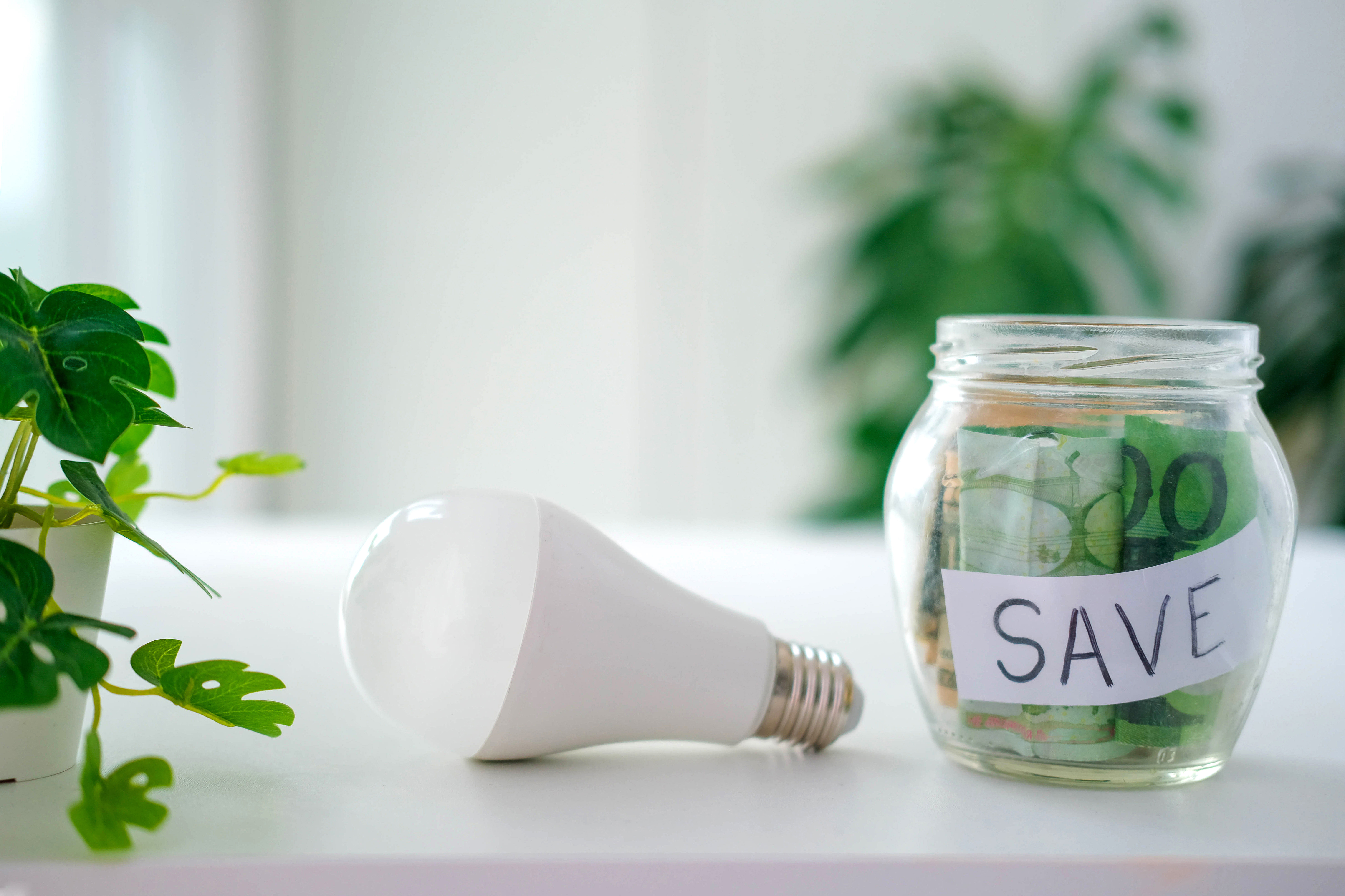 Modern lithium-ion battery storage system for residential use